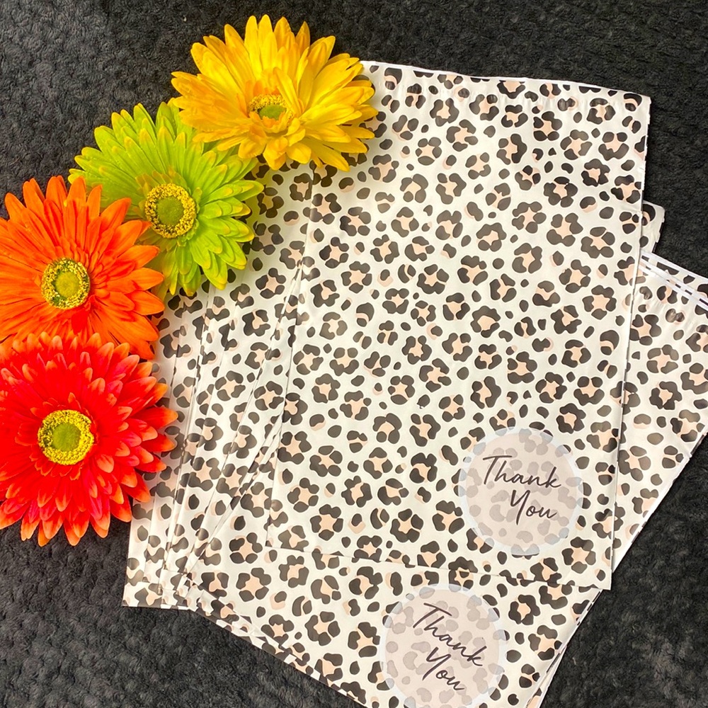 🌺 15 poly mailers 🌺
